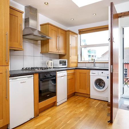 Flat In London Apartment Exterior photo